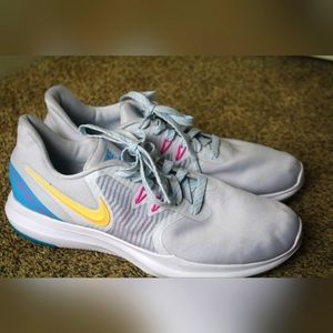 Nike training in season TR8